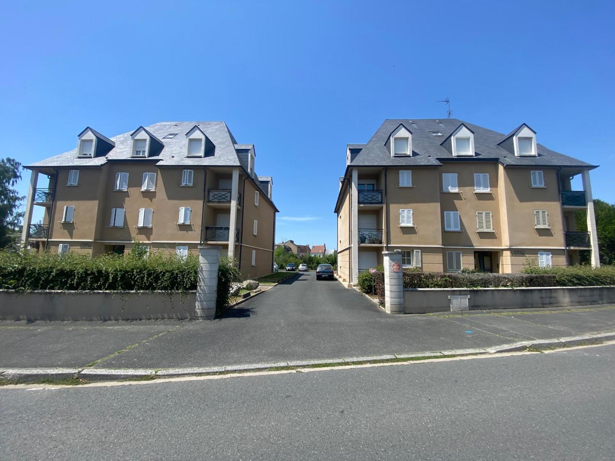 Les Rives De L'Indre. Parking Gratuit. Lit 160Cm Lejlighed Châteauroux Eksteriør billede